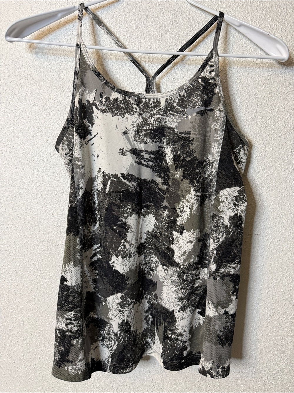 Nike Dri-fit Black, Gray & White Abstract Strappy Tank